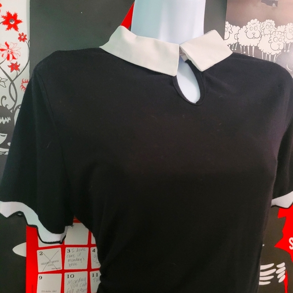 Collared top - Picture 2 of 2